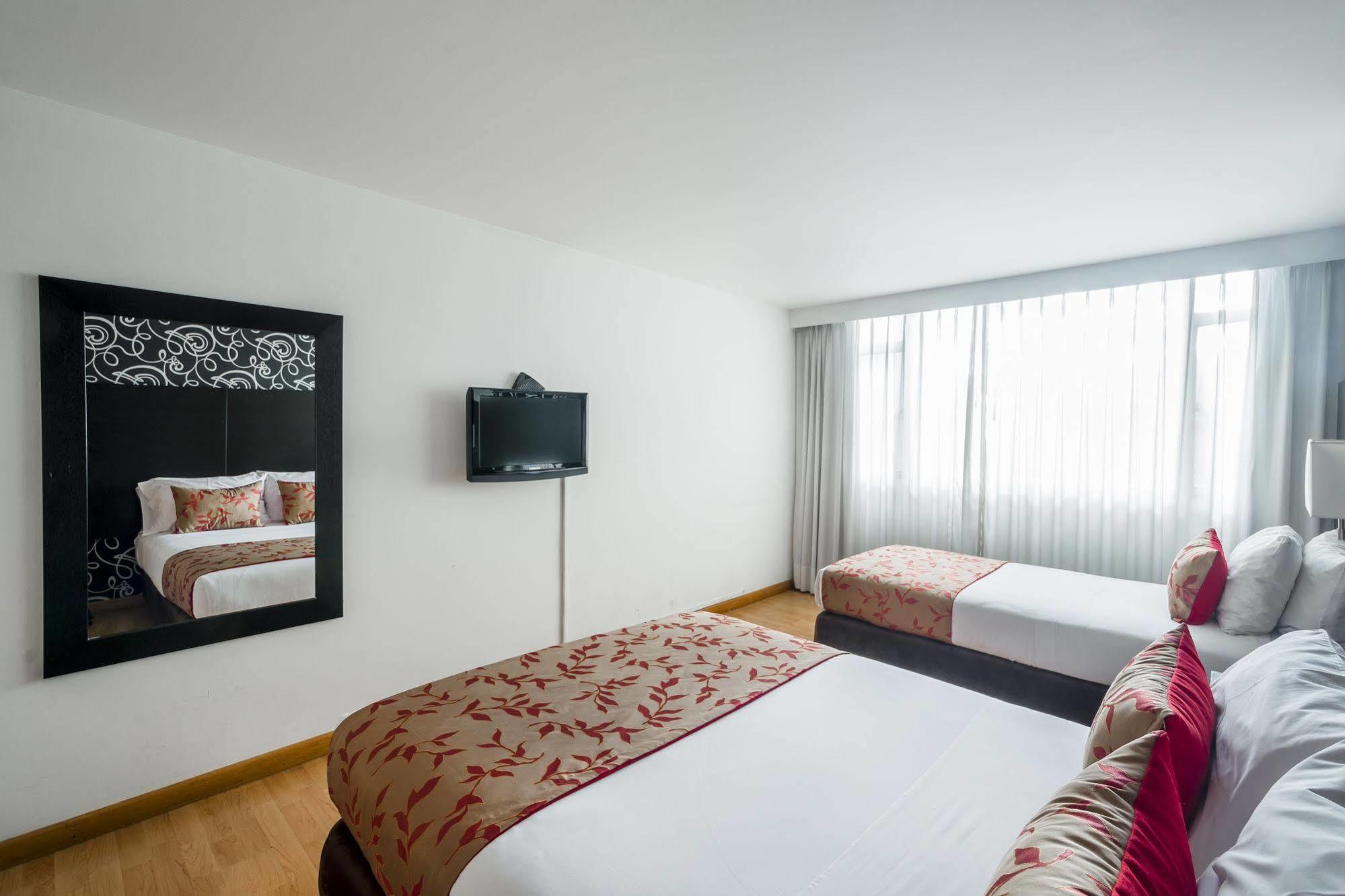 Hotel L'Etoile Javeriana Bogotá Eksteriør billede